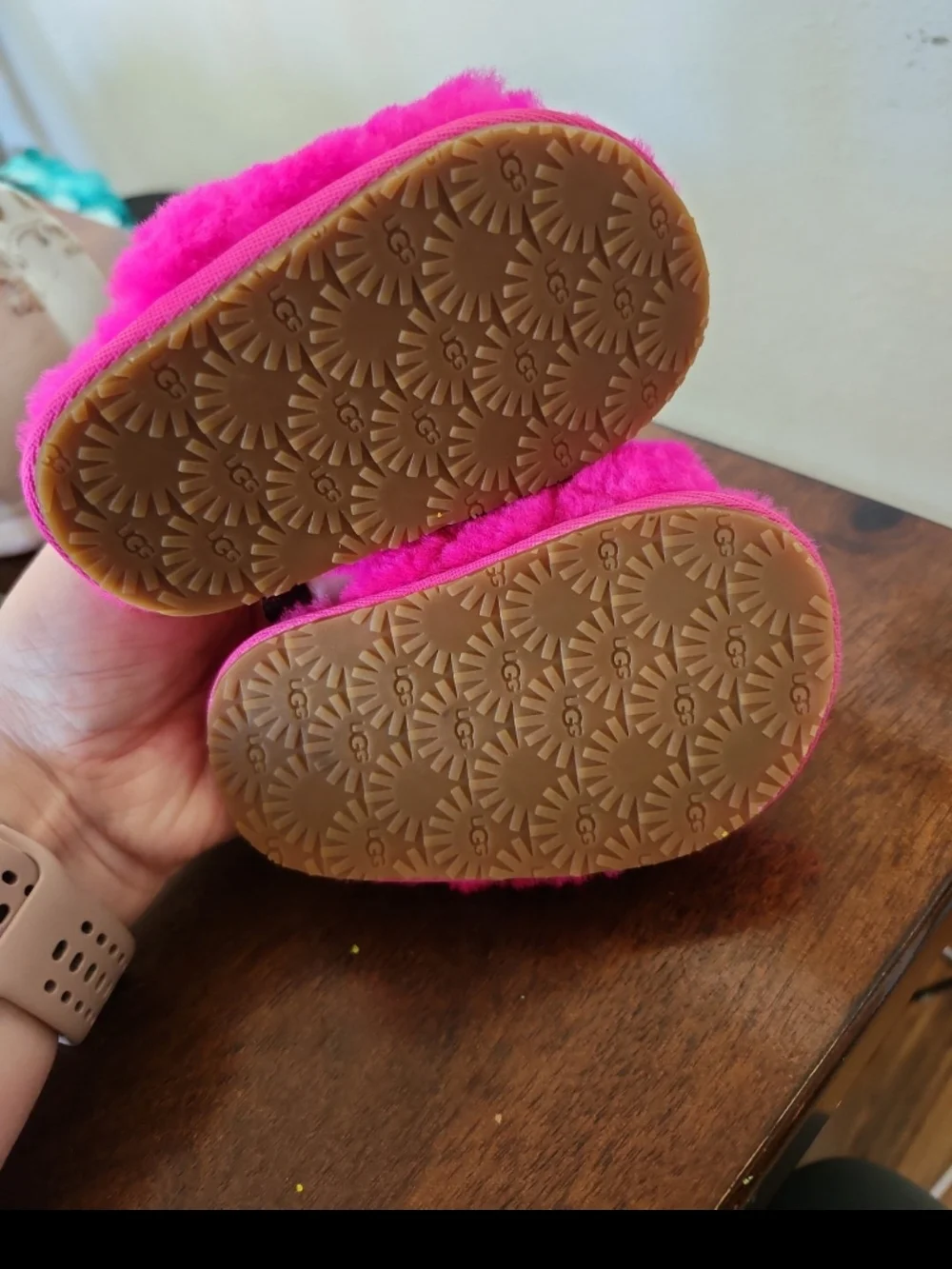 UGG FLUFF YEAH SLIDE ROCK ROSE MOCASSIN SLIP ON SANDAL US 4/5 UK 4